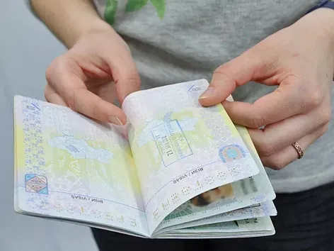 Оформление визы под ключ: новая услуга для украинцев на портале Visit Ukraine
