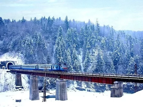 Update from Ukrzaliznytsia: a new train to the Carpathians and more seats on other popular routes