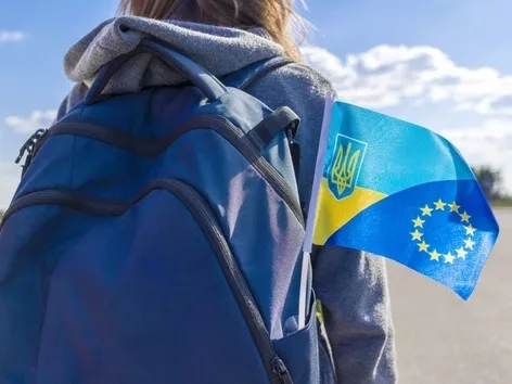 ЄС обговорює згортання тимчасового захисту для українців: чи продовжать програму ще на рік?