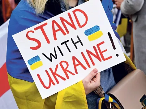 What foreigners buy in Ukraine: how symbols of Ukrainian resilience have replaced ordinary souvenirs