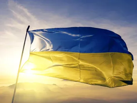 Вимоги для в'їзду в Україну 2025: правила, віза, документи, страхування, безпека