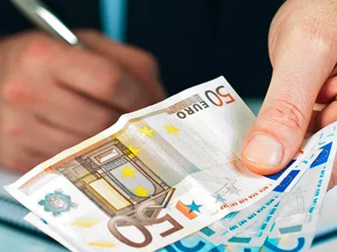 Jobs for Ukrainians in Europe: where can you earn the most?