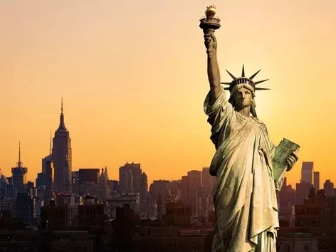 Украинские беженцы в США: чего ждать в ближайшее время?