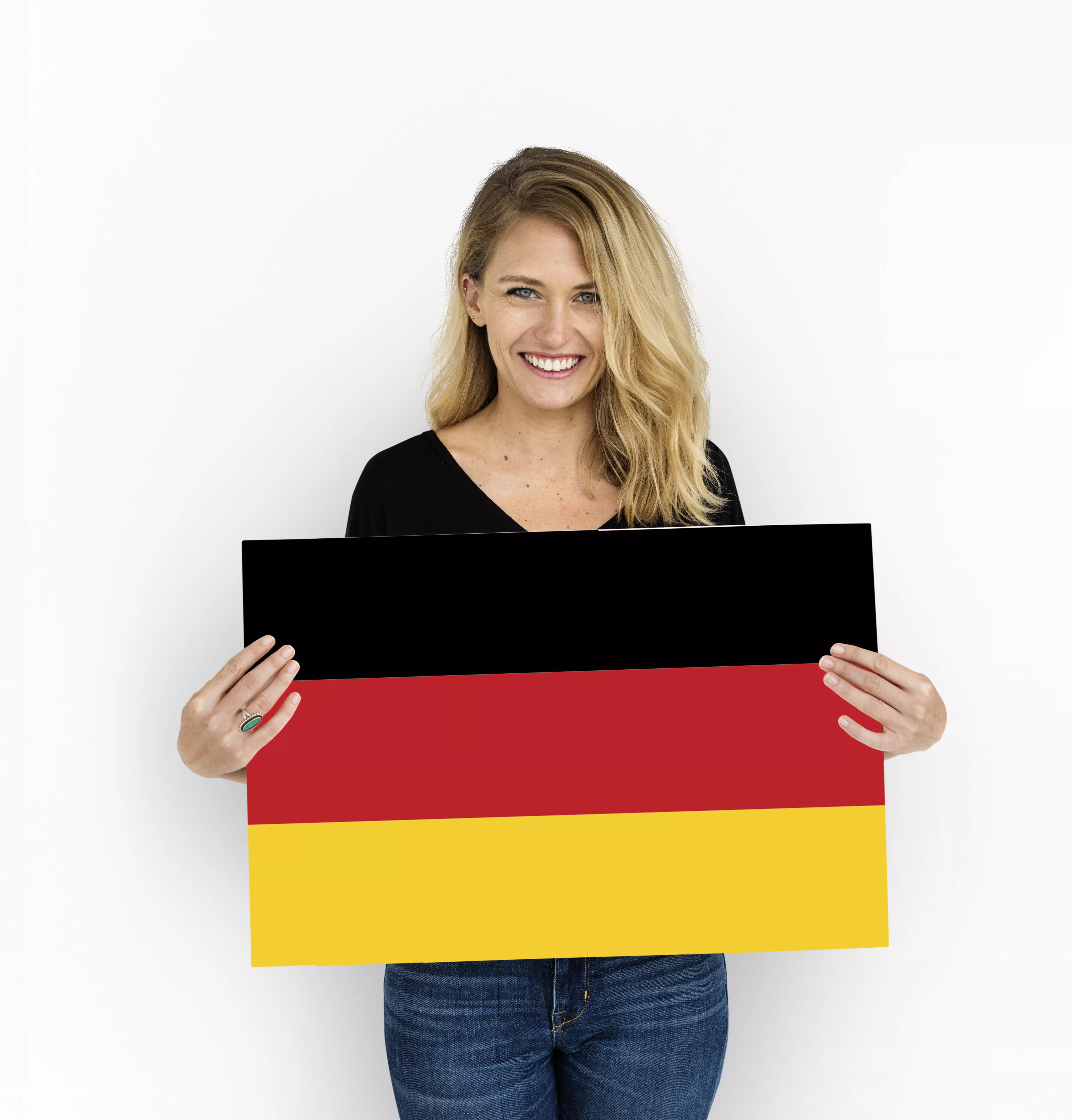 Which German states accept Ukrainian refugees: current addresses of camps in May 2025