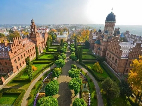 How big is Ukraine? Where is the best place to go for those planning a trip for the first time?