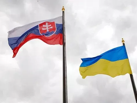 Slovakia for Ukrainians 2025: how to successfully emigrate and legalise in the country?