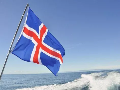 Insurance for entry into Iceland: who needs it, rules for obtaining it, and where to buy it?