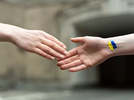 Щедрая нация: Украина заняла второе место в мировом рейтинге благотворительности