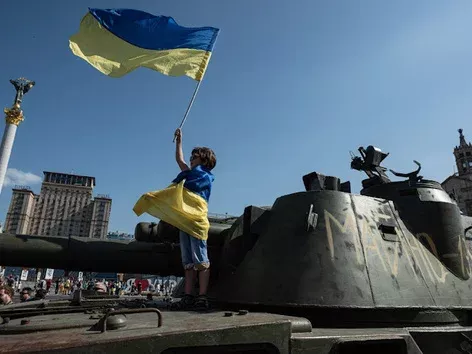 Військовий тур Києвом: можливість побачити сліди війни в Києві на власні очі