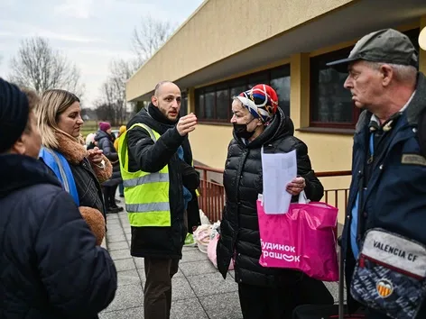 Ukrainians in Poland will be deprived of benefits when traveling to other countries: details