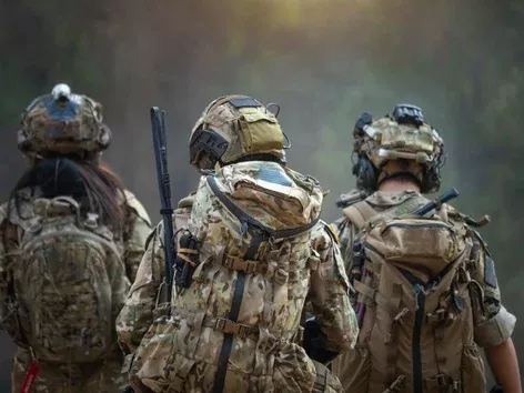 Некоторые западные страны уже отправили военных в Украину: какие функции они выполняют