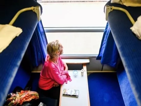 Why Ukrzaliznytsia is launching women's compartments: reaction of Ukrainian citizens