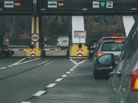How to enter Ukraine in a foreign car as a Ukrainian citizen: what you need to know in 2025?