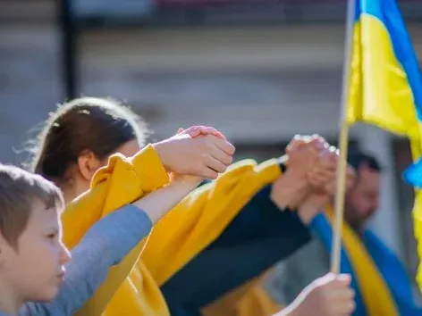 Совет ЕС продлил временную защиту для украинцев еще на один год: детали