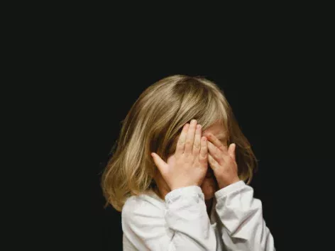 When can social services abroad take away a child and what should Ukrainians do in this case?