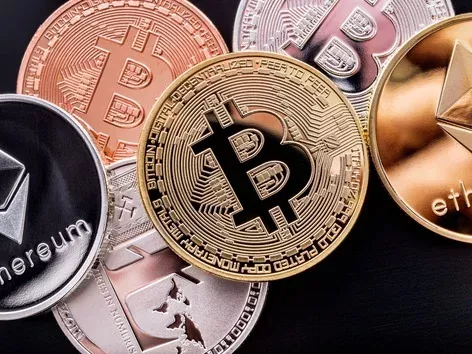How much money did Ukrainians earn on cryptocurrencies in 2023?