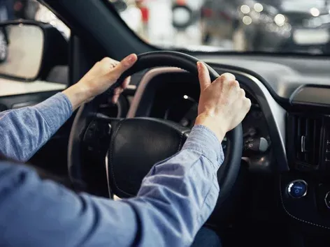 Men abroad who ignore data updates in the TCC will not be able to obtain a driving licence