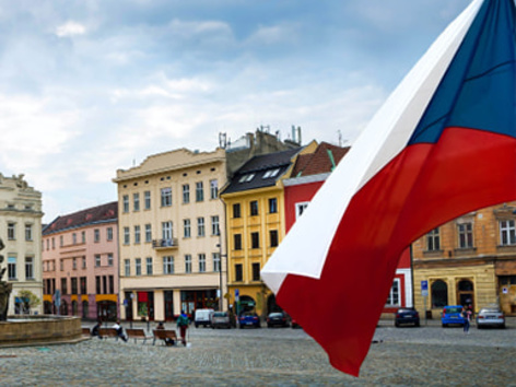Ukrainian refugees in the Czech Republic lost the right to free health insurance