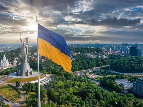 How to find a tour to Ukraine during the war?
