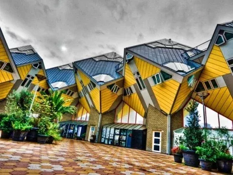 Asylum for 1000 Ukrainian refugees to be opened in the Netherlands: what is known
