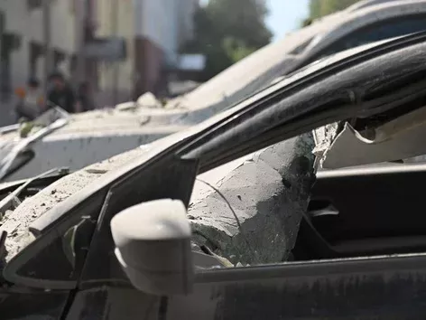 Military risk insurance: does Mini Hull Insurance for car cover damage to a car caused by missile and drone fragments?