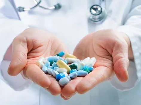 What medicines can be imported to Poland and in what quantity?