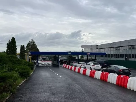 Two checkpoints will be closed on the border with Slovakia and Hungary: dates, times, and reasons for restrictions