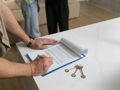 Можно ли застраховать загородный дом, в котором вы не проживаете постоянно?