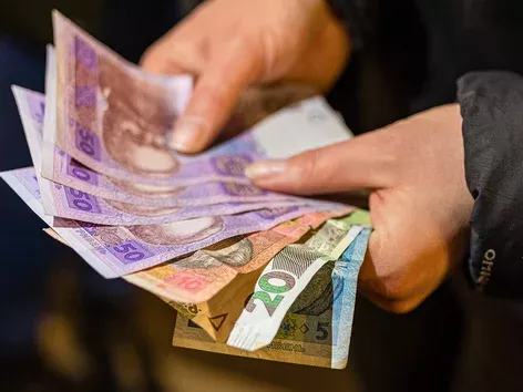 Cash assistance from UNHCR 2025: how to get it?
